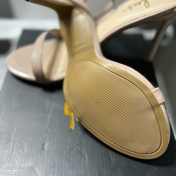 Lulus Elise style. Color is nude. Size 10. Great for a wedding. - Picture 8 of 8